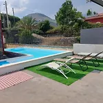 Giardino D'estate - Con Piscina * 扎费拉纳-埃特内阿