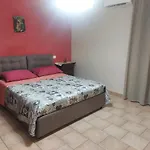 Giardino D'estate - Con Piscina 度假居 *