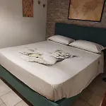 Giardino D'estate - Con Piscina 扎费拉纳-埃特内阿