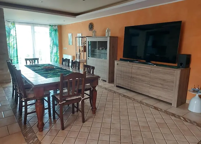 Giardino D'estate - Con Piscina